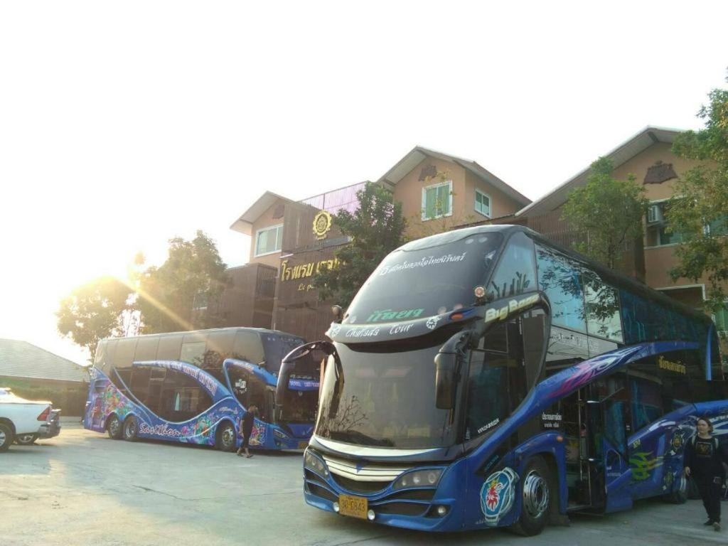 Le Parc Wangnang Hotel Phitsanulok Zewnętrze zdjęcie