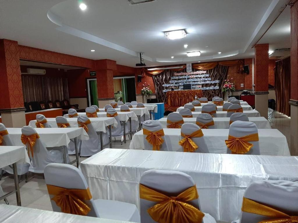 Le Parc Wangnang Hotel Phitsanulok Zewnętrze zdjęcie