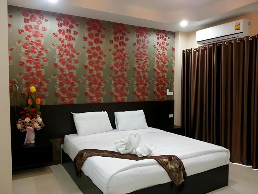 Le Parc Wangnang Hotel Phitsanulok Zewnętrze zdjęcie