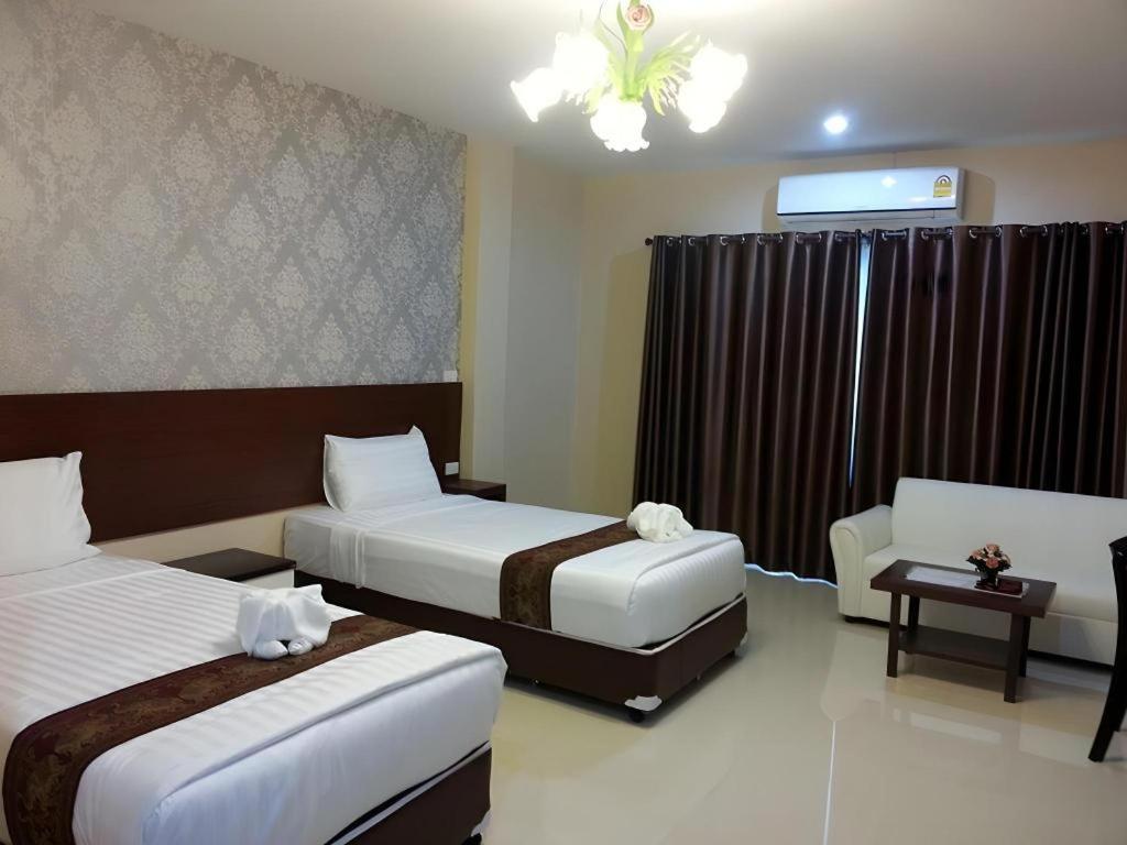Le Parc Wangnang Hotel Phitsanulok Zewnętrze zdjęcie
