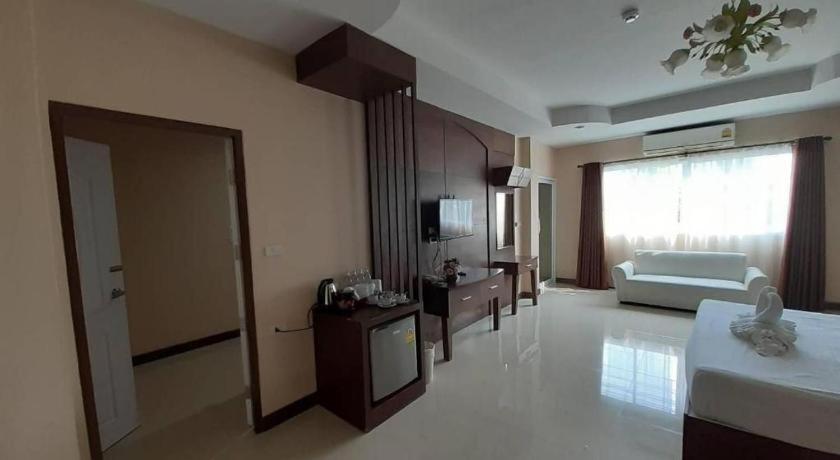 Le Parc Wangnang Hotel Phitsanulok Zewnętrze zdjęcie