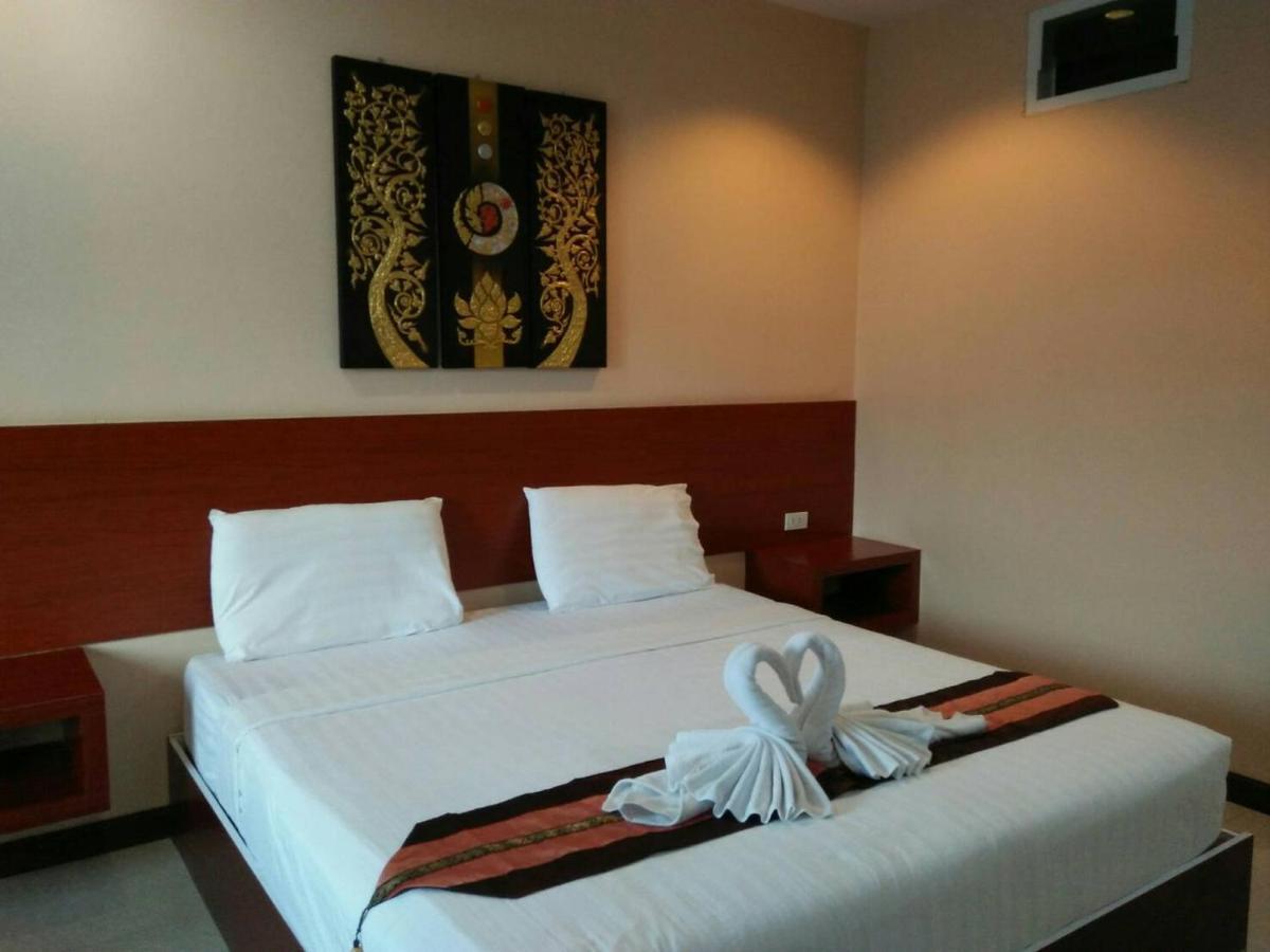 Le Parc Wangnang Hotel Phitsanulok Zewnętrze zdjęcie